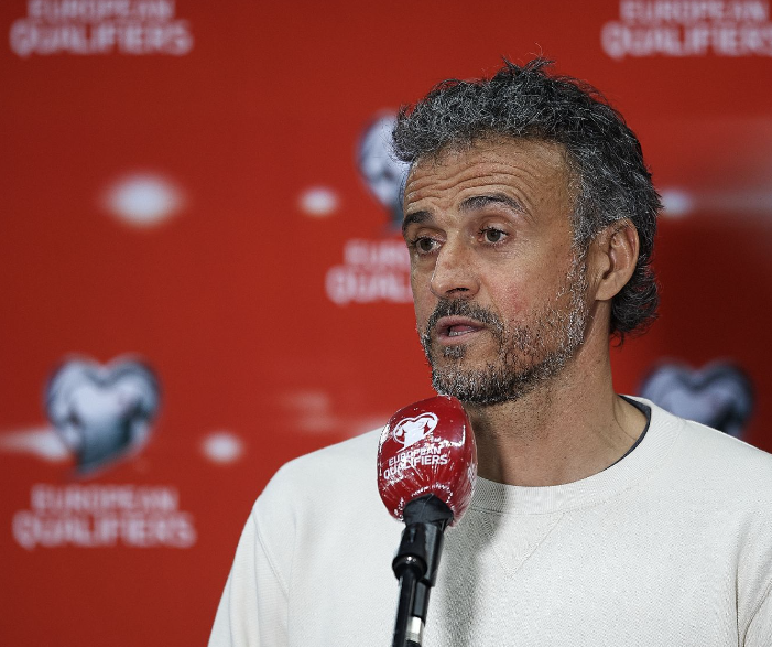 <a href='/news/tag/263.html' style='color: blue;'>法甲</a>第14轮：巴黎圣日耳曼失利，恩里克深度剖析赛况