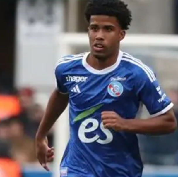 安德烈·桑托斯：足球逐梦路，从巴西到切尔西的跨越