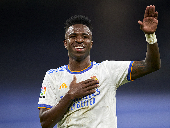 维尼修斯欧冠淘汰赛破门，创<a href='/news/tag/1068605.html' style='color: blue;'>巴西</a>球员新纪录